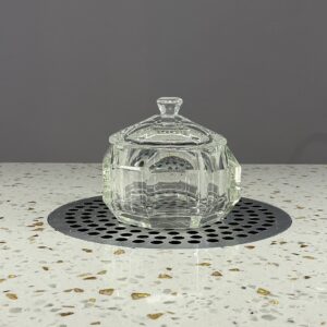 Powder Jar with Screw Lid - Hu Dung Liquid